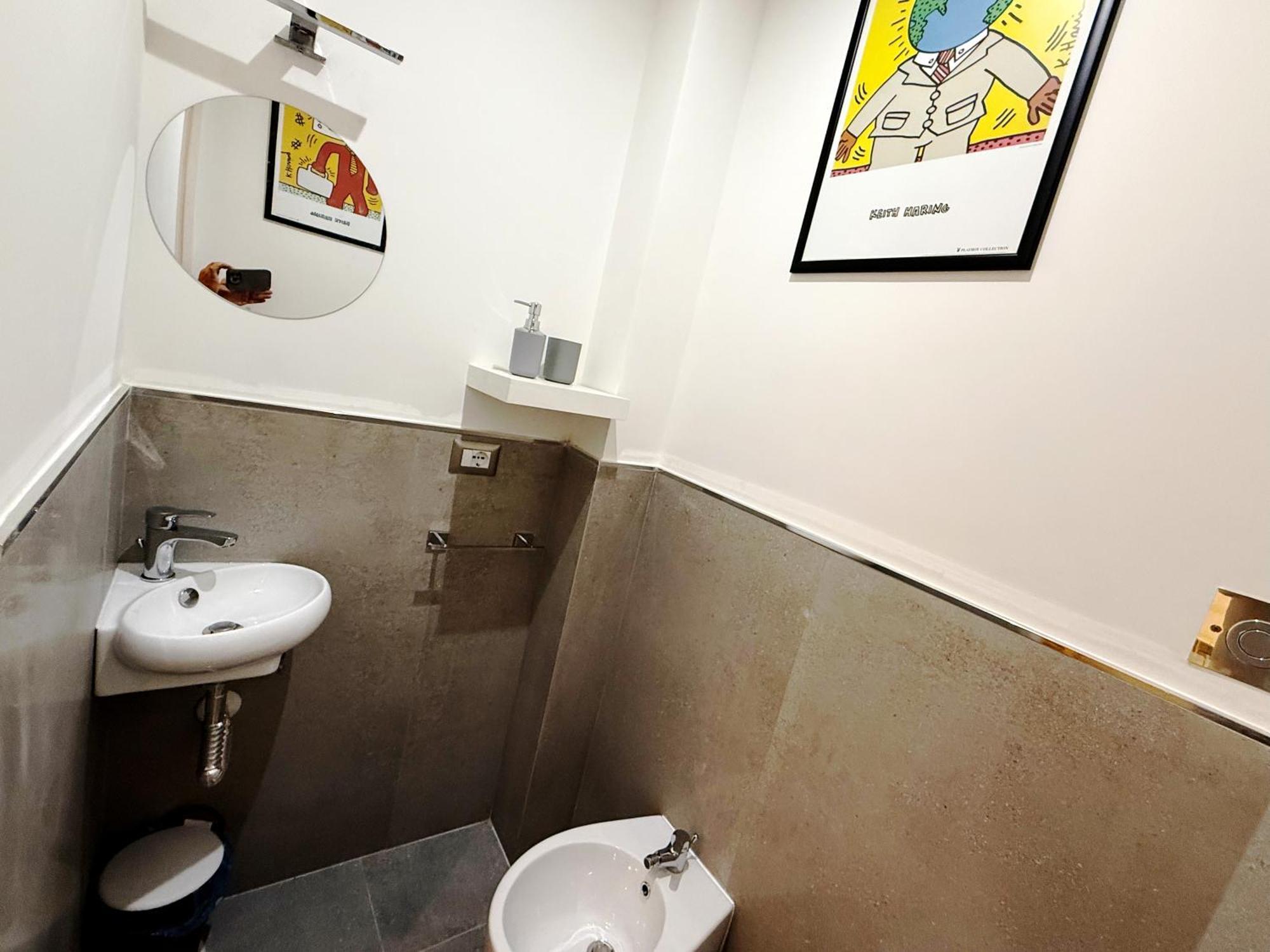 Vatican Modern Art Apartment